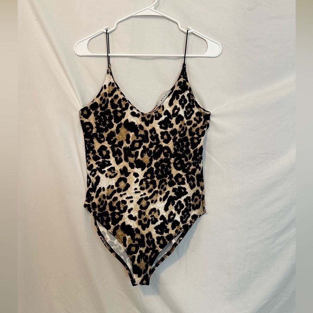 LEOPARD PRINT BODYSUIT